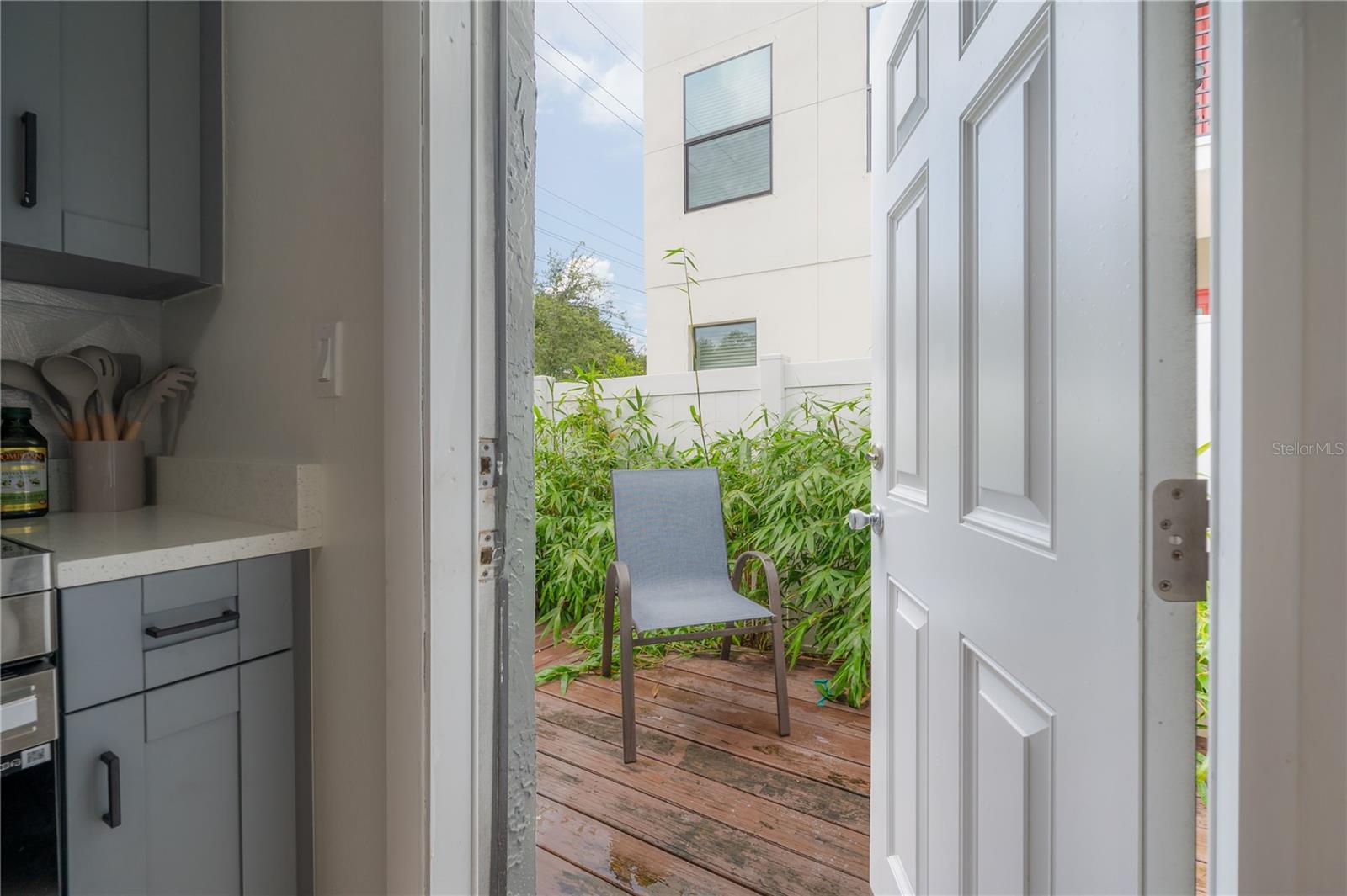 Image 28 of 29 For 6908 Macdill Avenue A