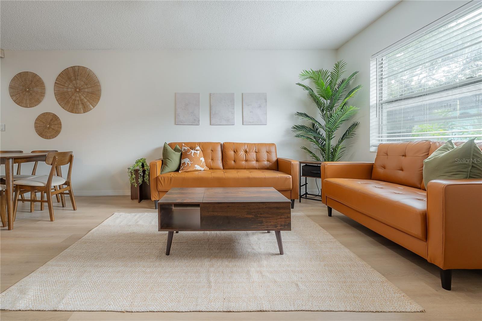 Image 5 of 29 For 6908 Macdill Avenue A