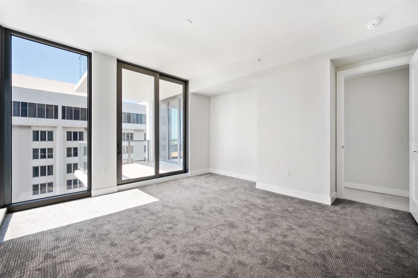 Image 21 of 63 For 301 1st Street S 1207