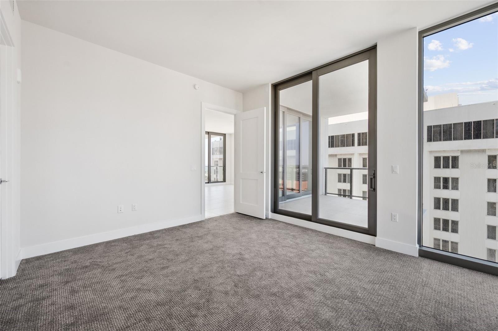 Image 27 of 63 For 301 1st Street S 1207