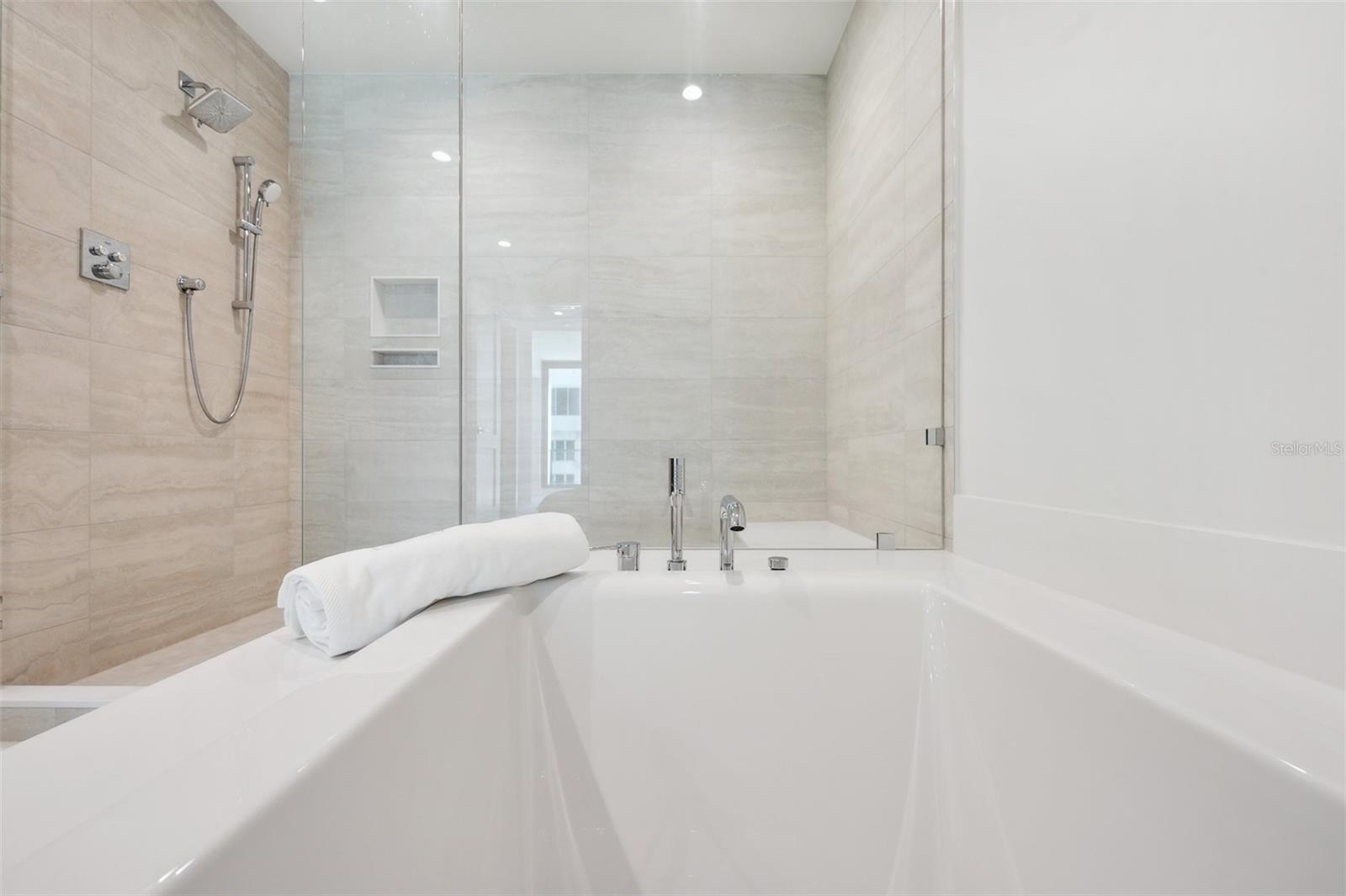 Image 33 of 63 For 301 1st Street S 1207