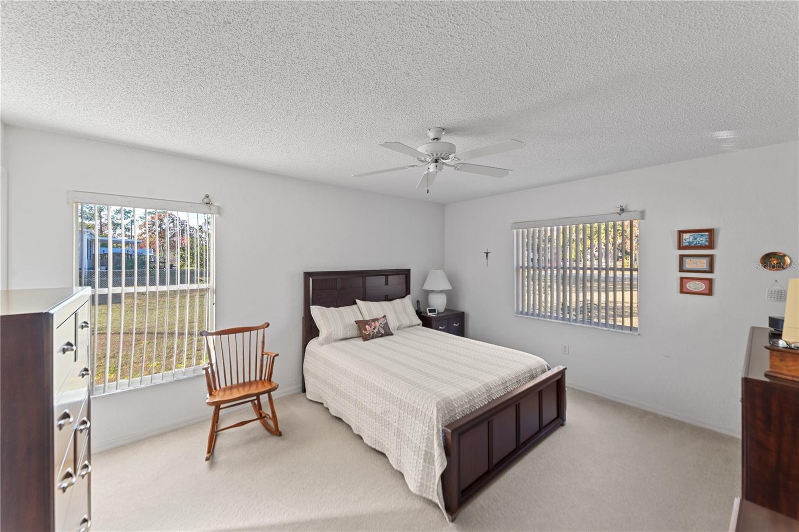 Image 18 of 64 For 9716 Pat Street