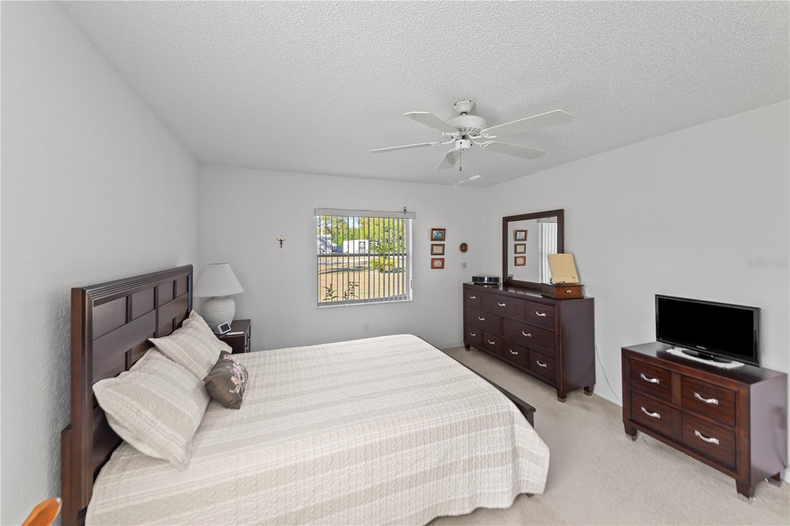 Image 19 of 64 For 9716 Pat Street