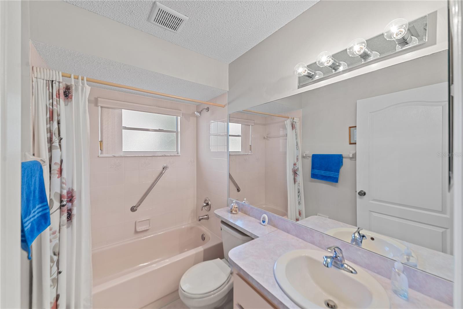 Image 29 of 64 For 9716 Pat Street