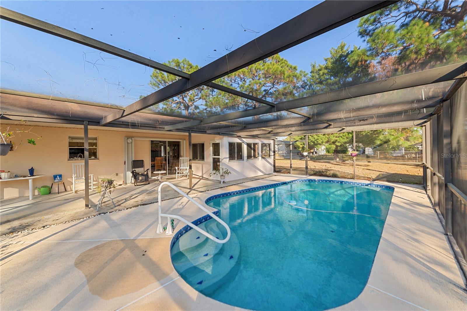 Image 40 of 64 For 9716 Pat Street