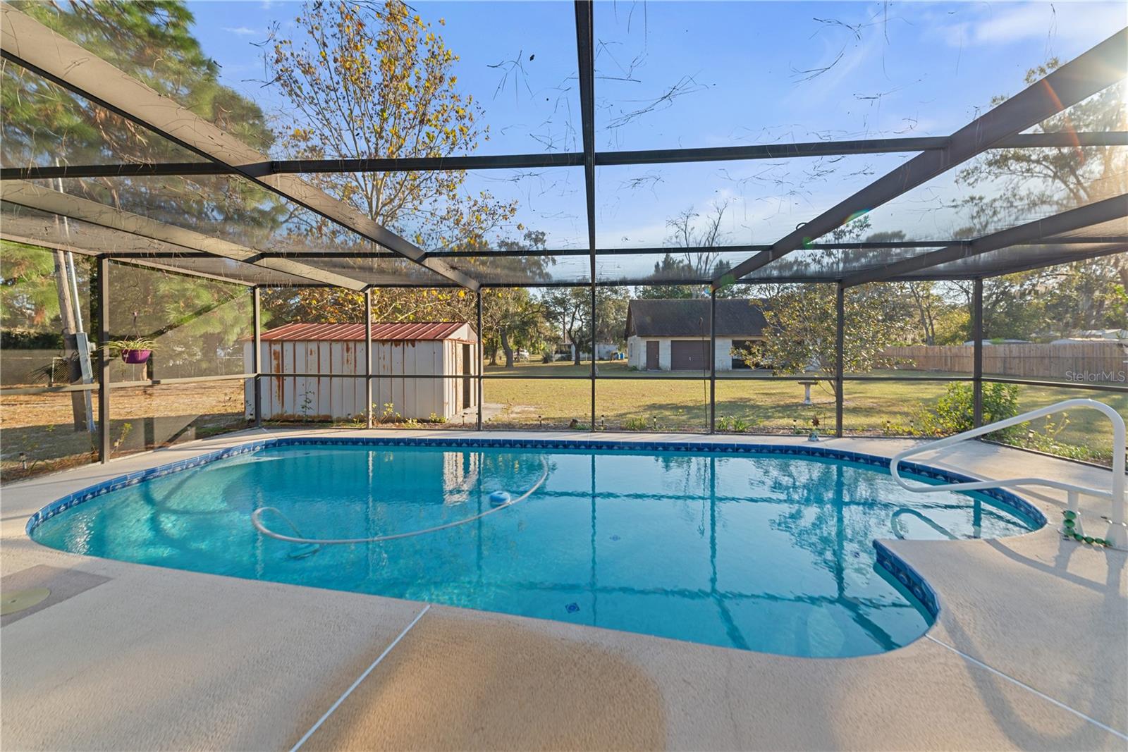 Image 42 of 64 For 9716 Pat Street