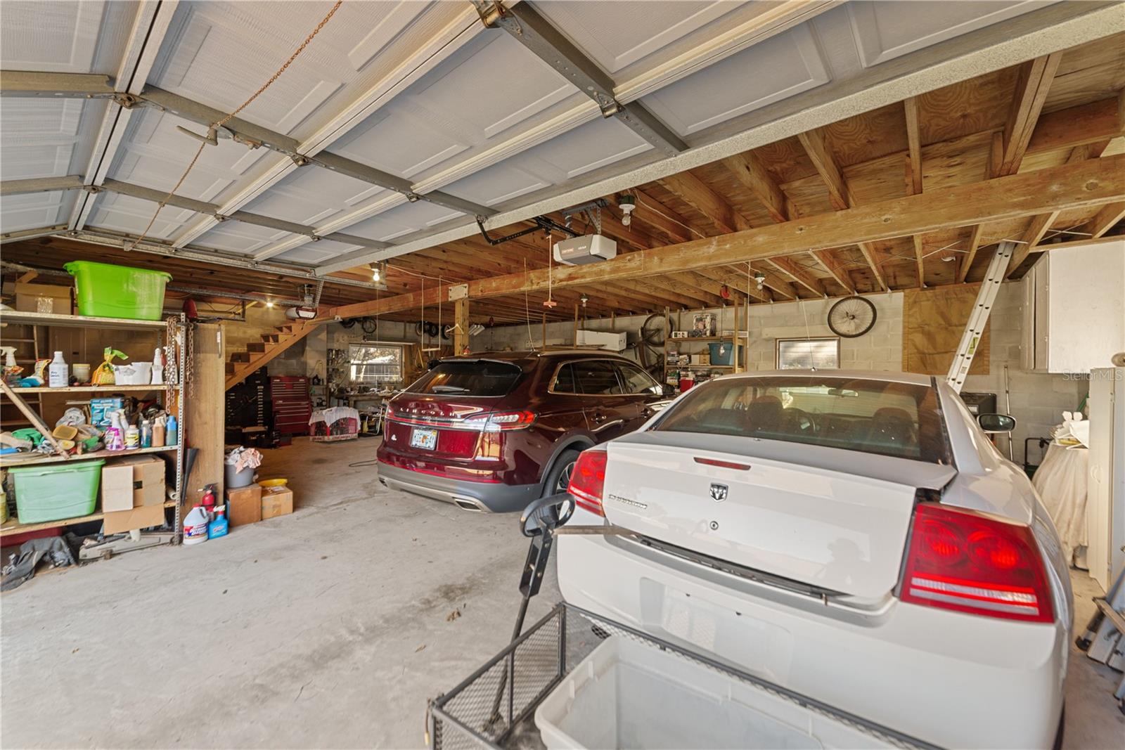 Image 45 of 64 For 9716 Pat Street