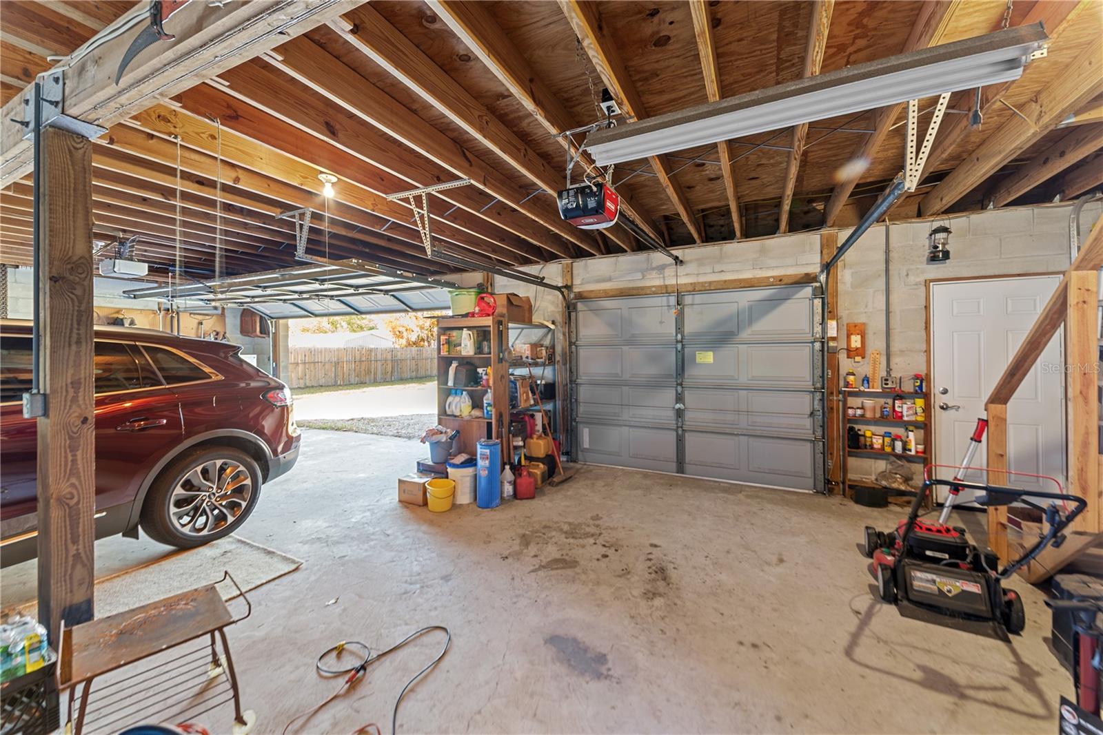 Image 46 of 64 For 9716 Pat Street