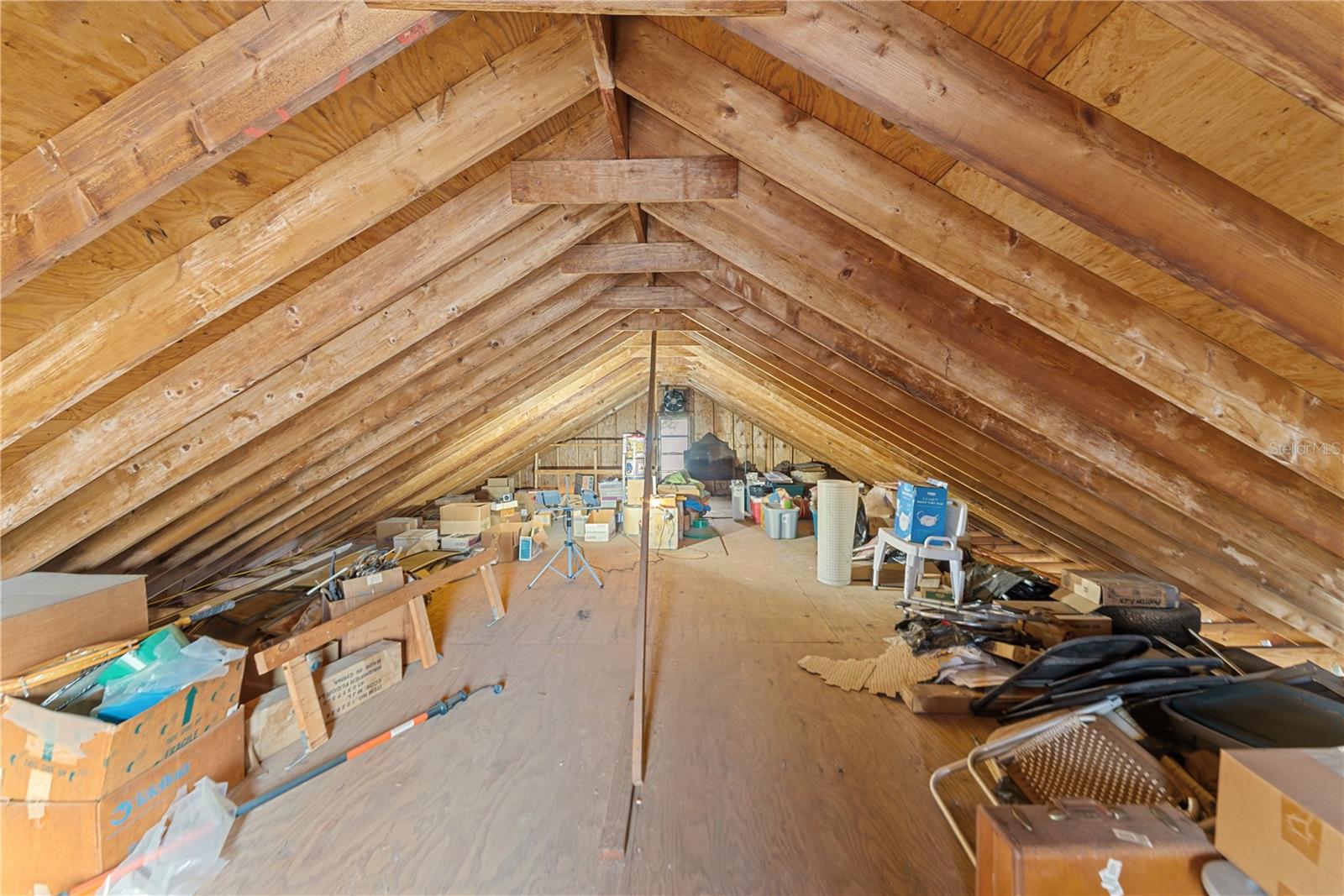 Image 51 of 64 For 9716 Pat Street