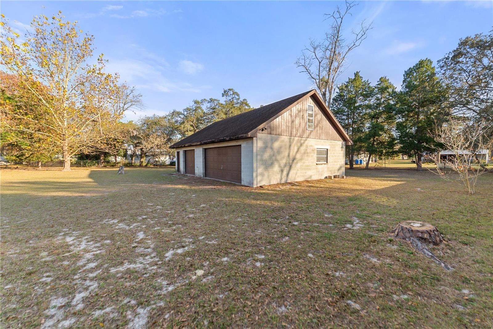 Image 54 of 64 For 9716 Pat Street