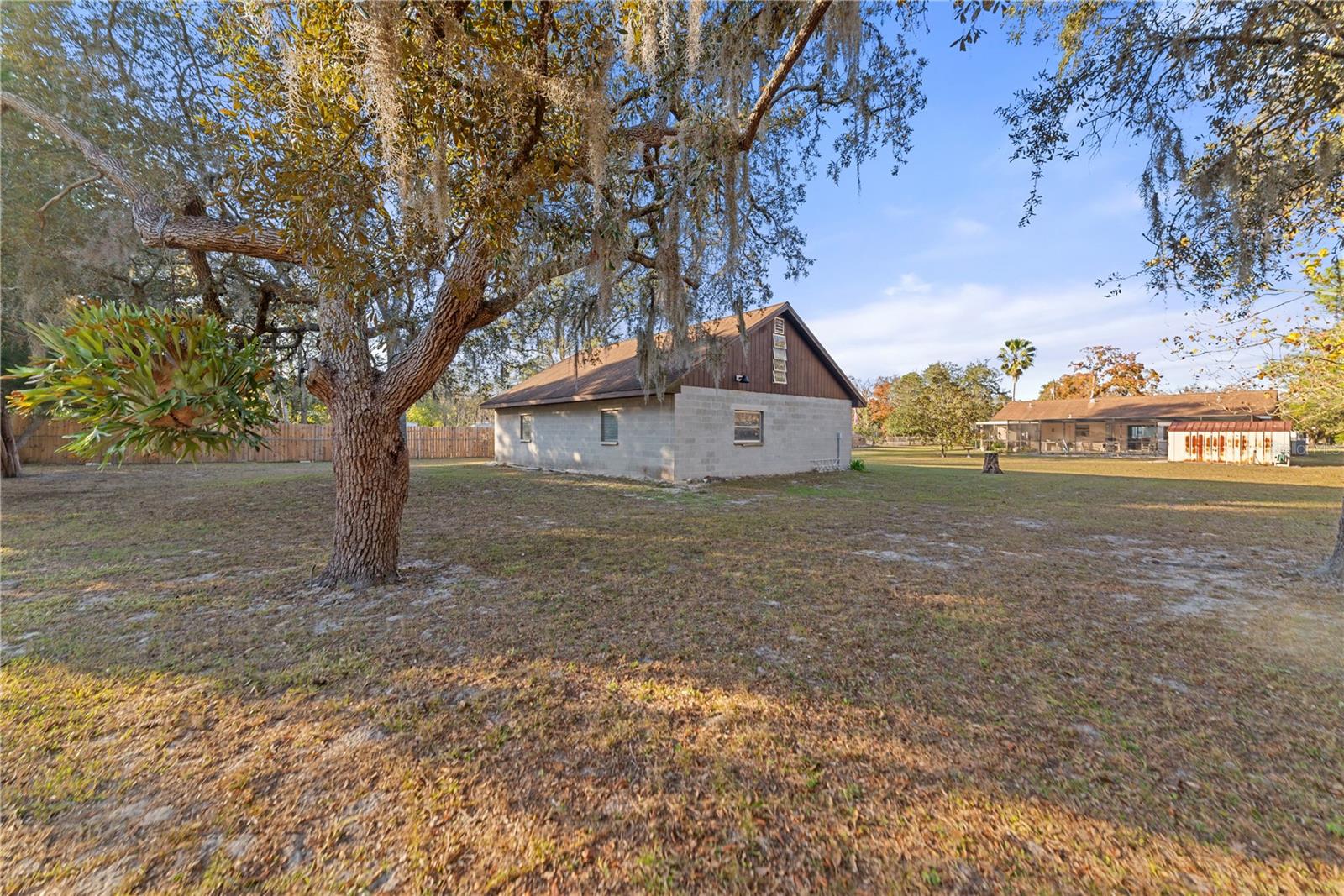 Image 57 of 64 For 9716 Pat Street