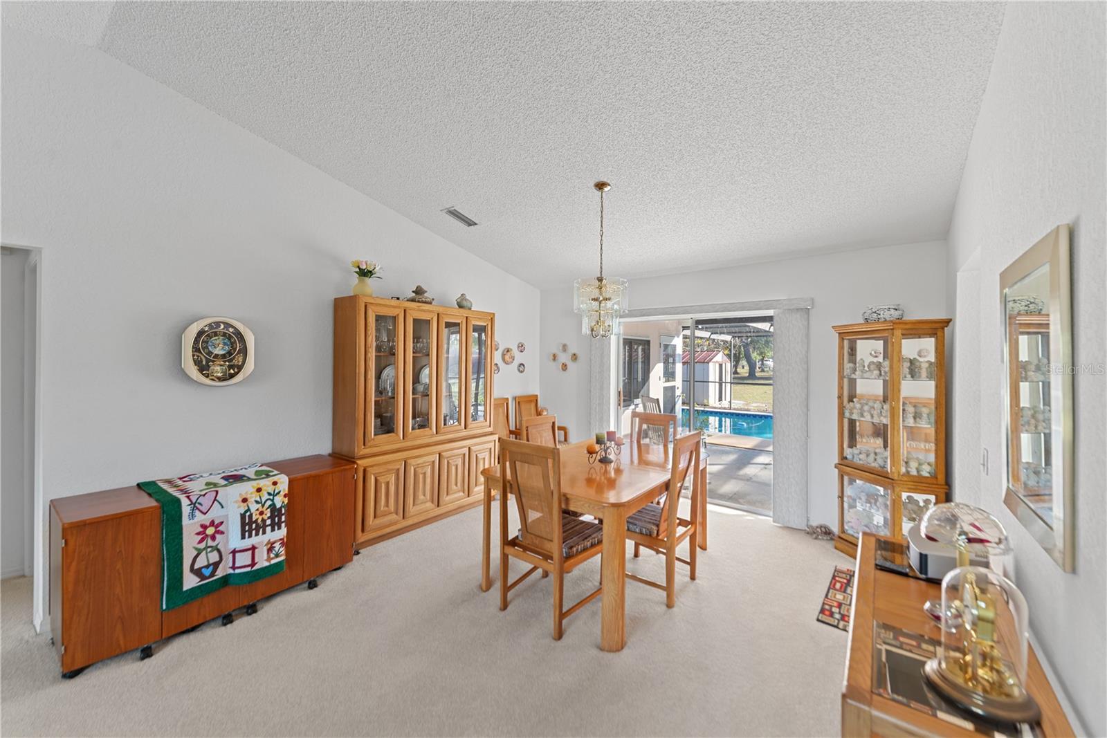 Image 9 of 64 For 9716 Pat Street