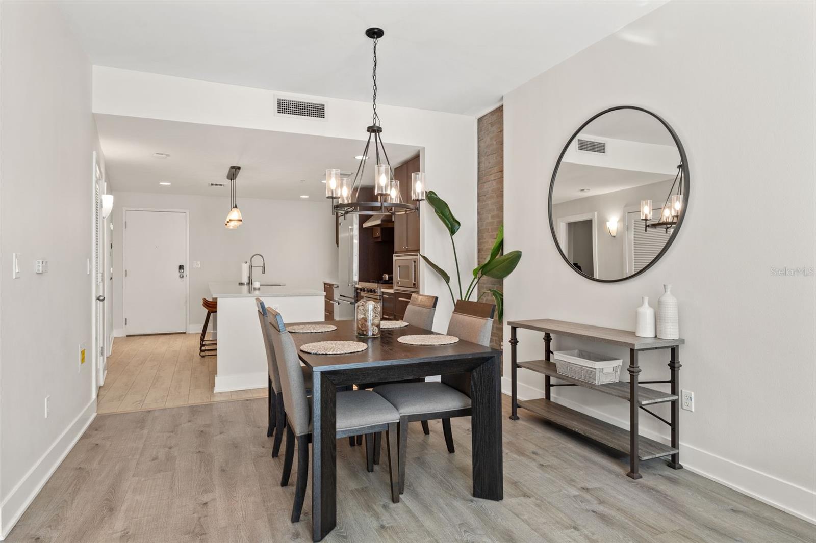 Image 11 of 48 For 1120 Kennedy Boulevard 413