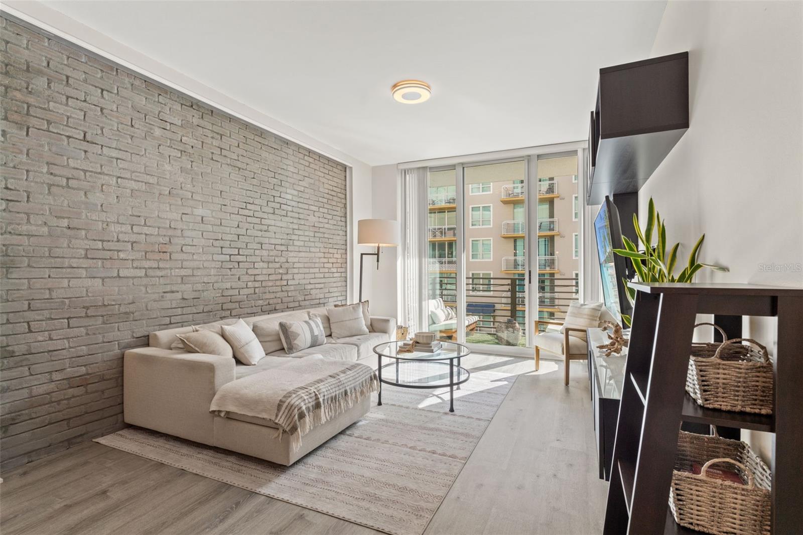 Image 12 of 48 For 1120 Kennedy Boulevard 413