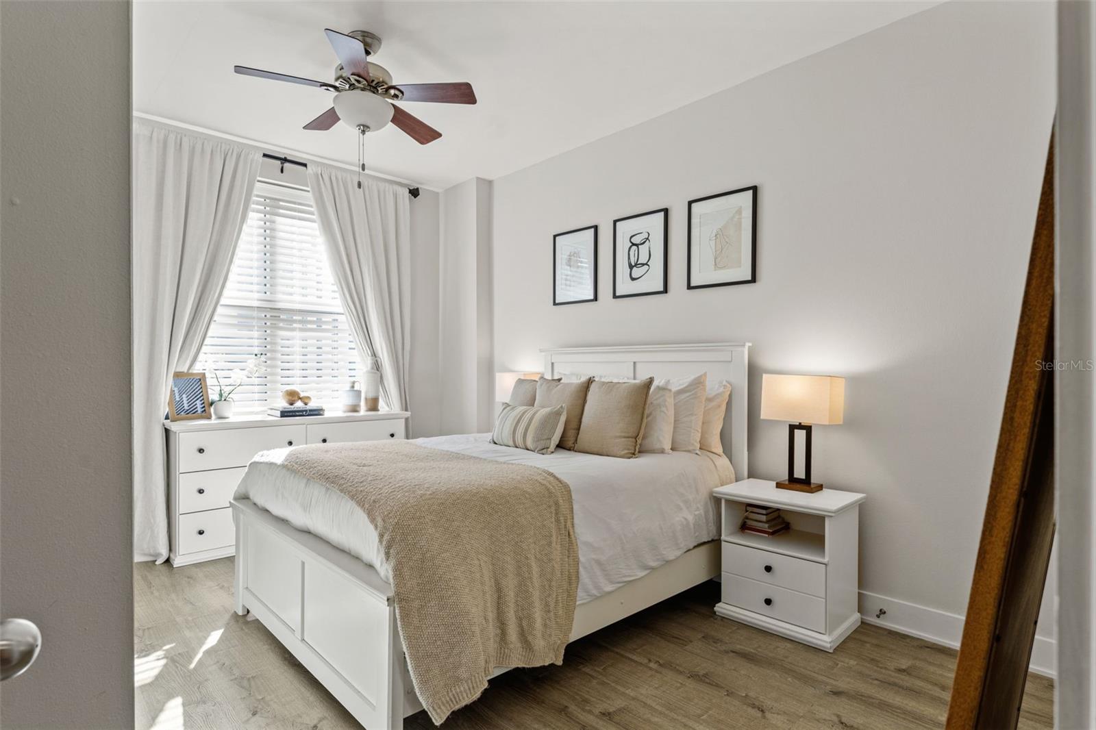 Image 14 of 48 For 1120 Kennedy Boulevard 413