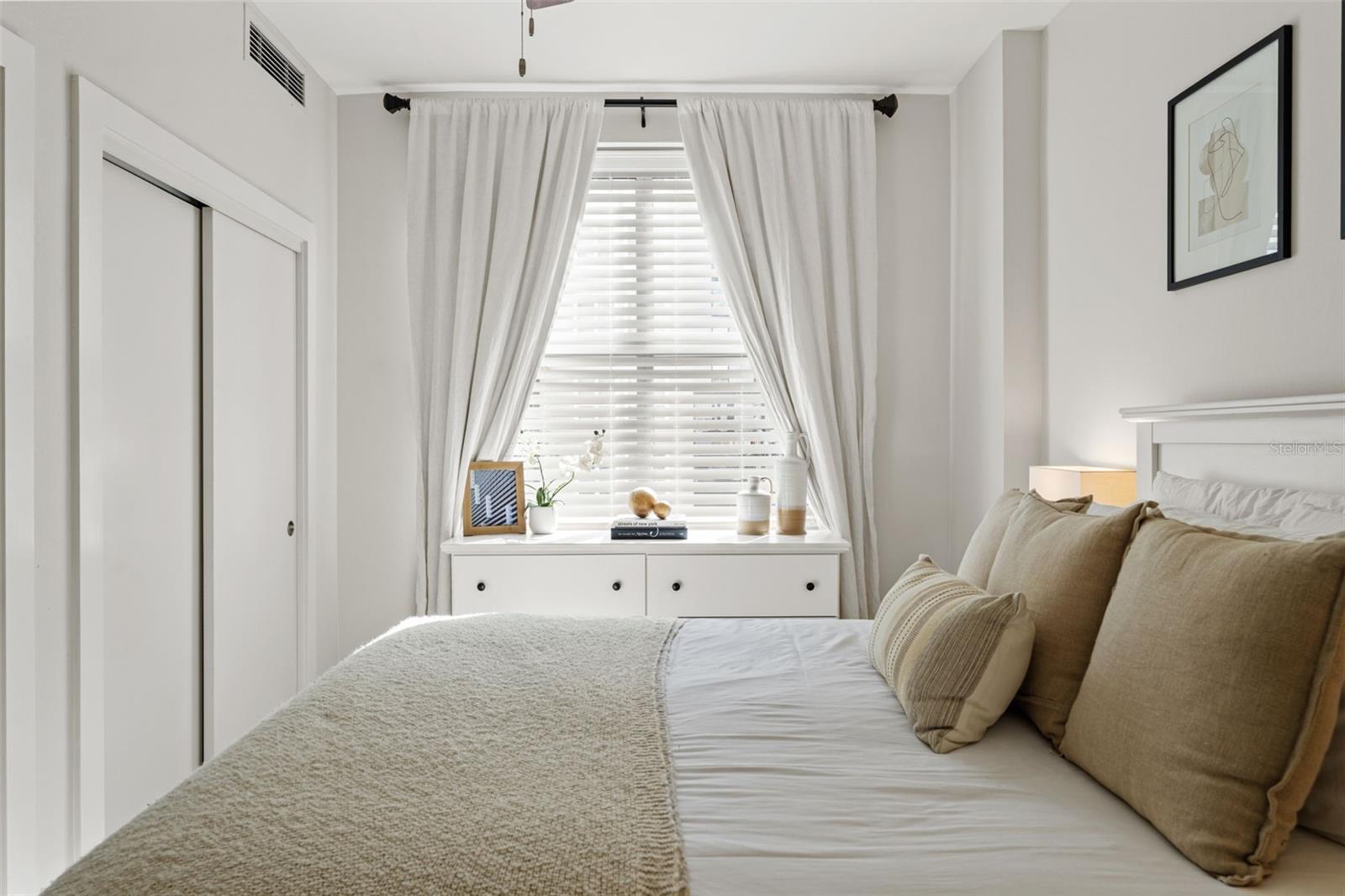 Image 15 of 48 For 1120 Kennedy Boulevard 413