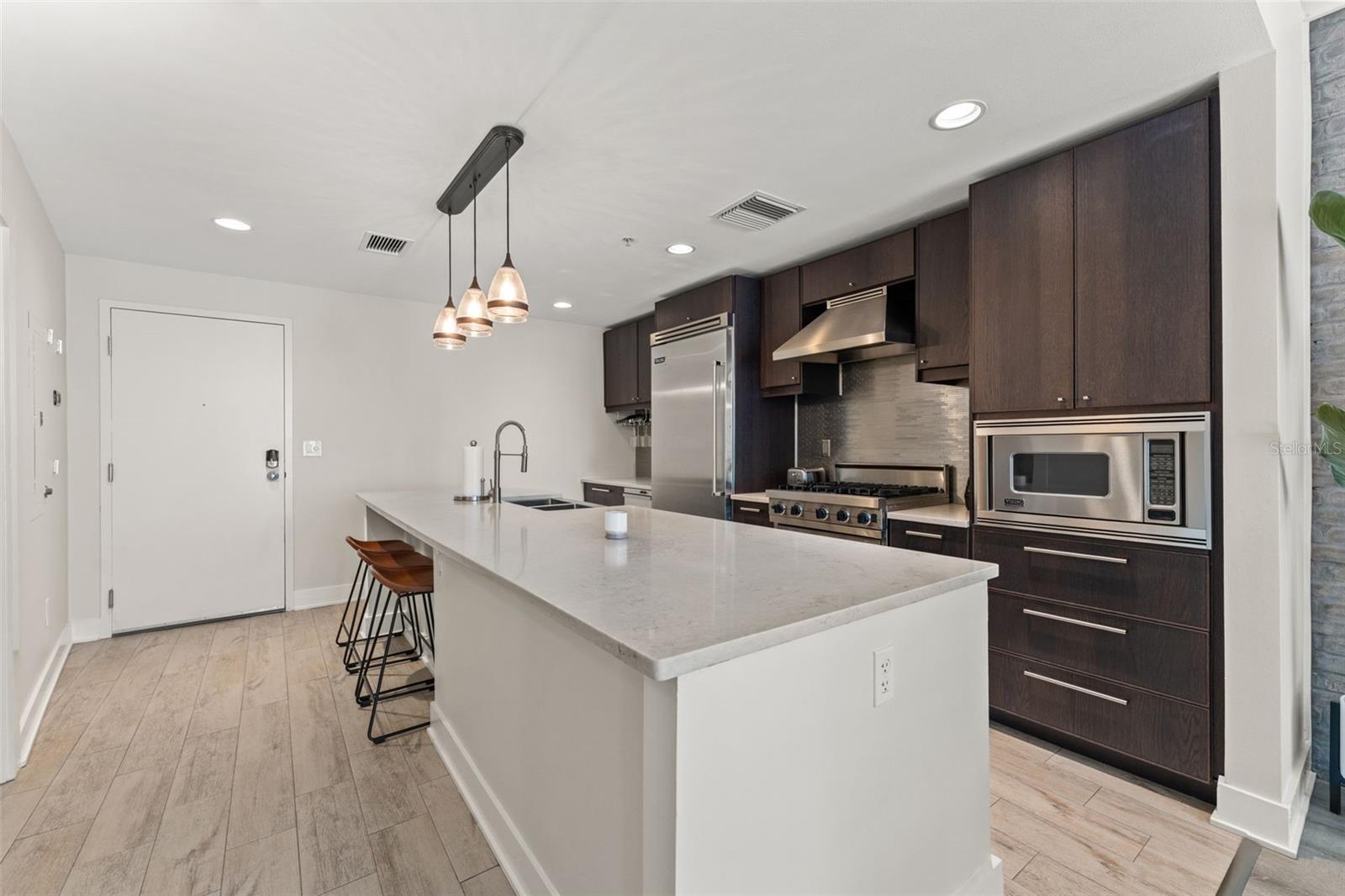 Image 9 of 48 For 1120 Kennedy Boulevard 413