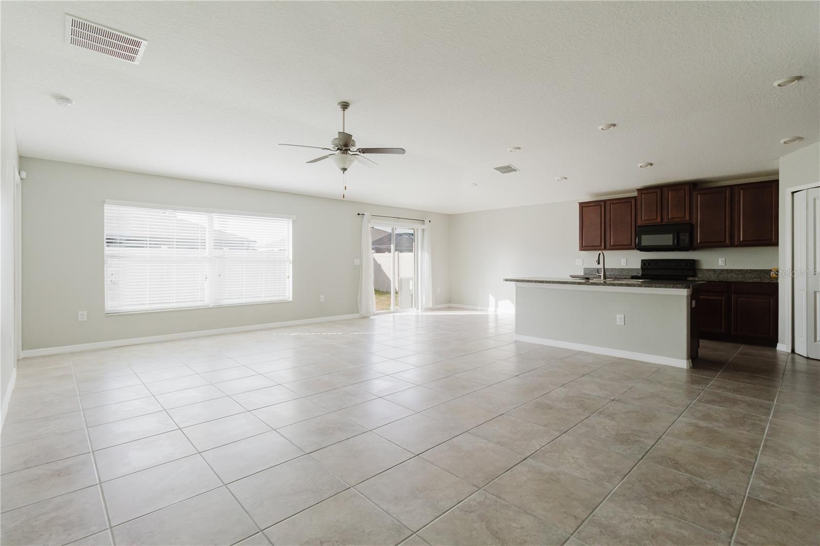 Image 12 of 78 For 304 Cascade Bend Drive