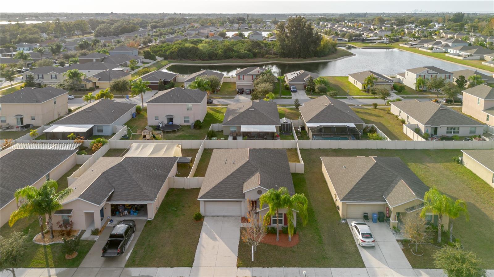 Image 33 of 78 For 304 Cascade Bend Drive