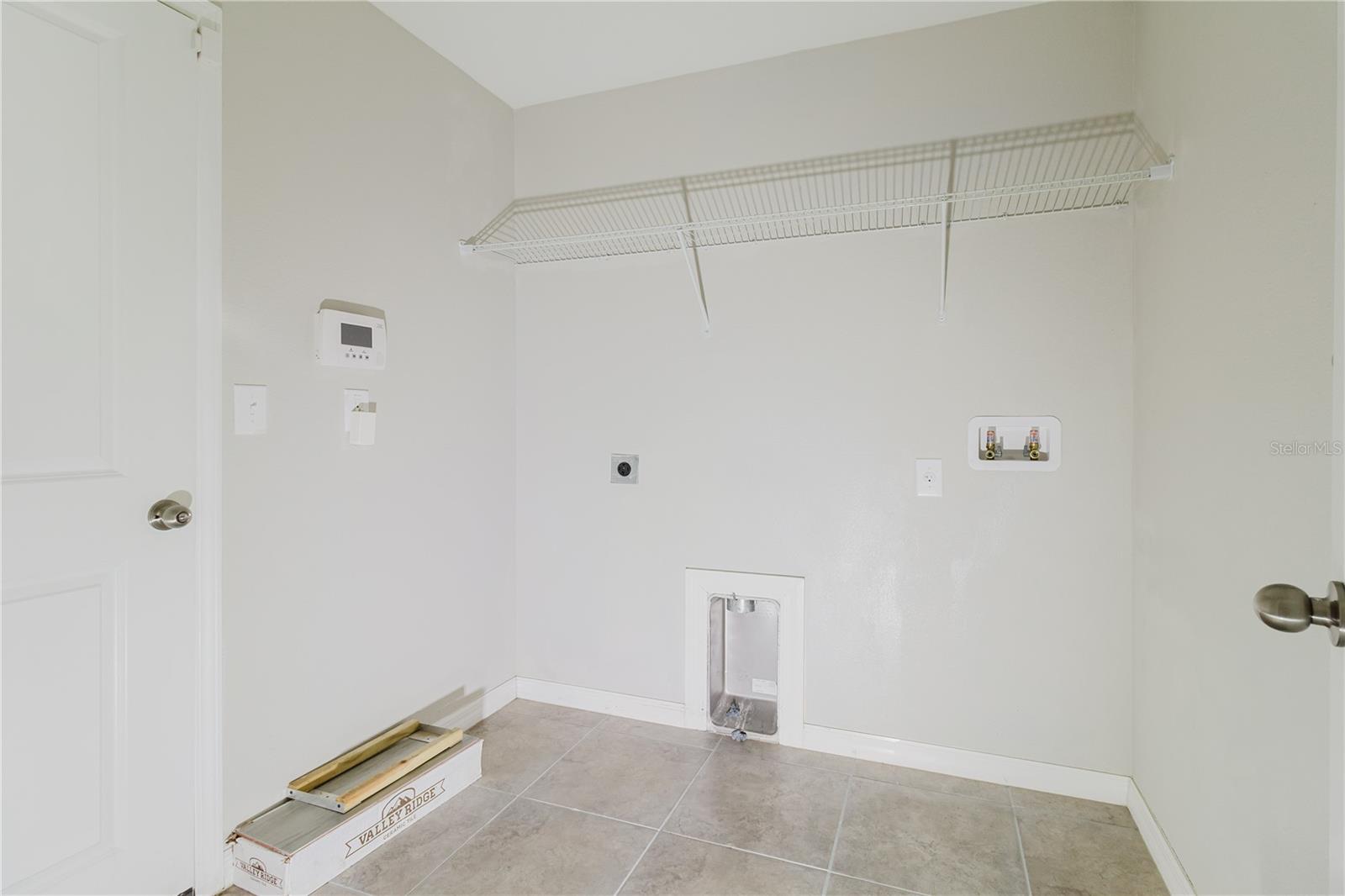 Image 41 of 78 For 304 Cascade Bend Drive