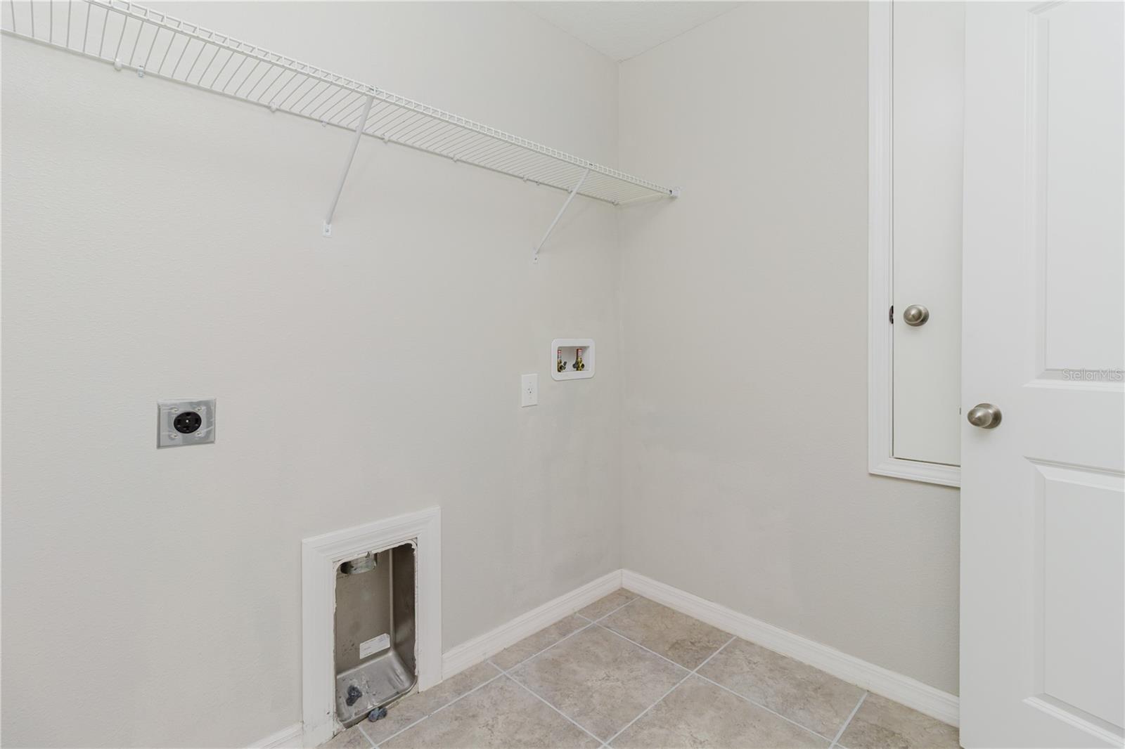 Image 42 of 78 For 304 Cascade Bend Drive