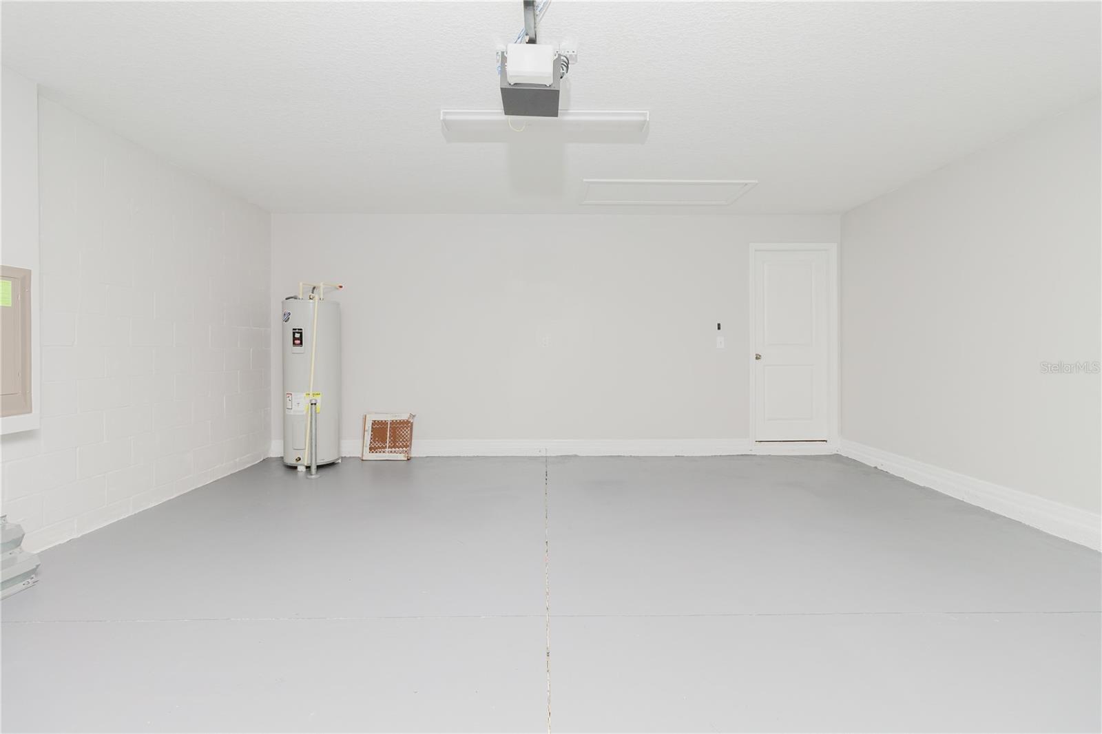 Image 44 of 78 For 304 Cascade Bend Drive