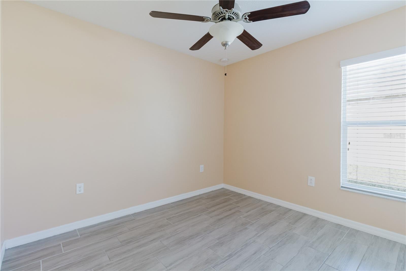 Image 53 of 78 For 304 Cascade Bend Drive