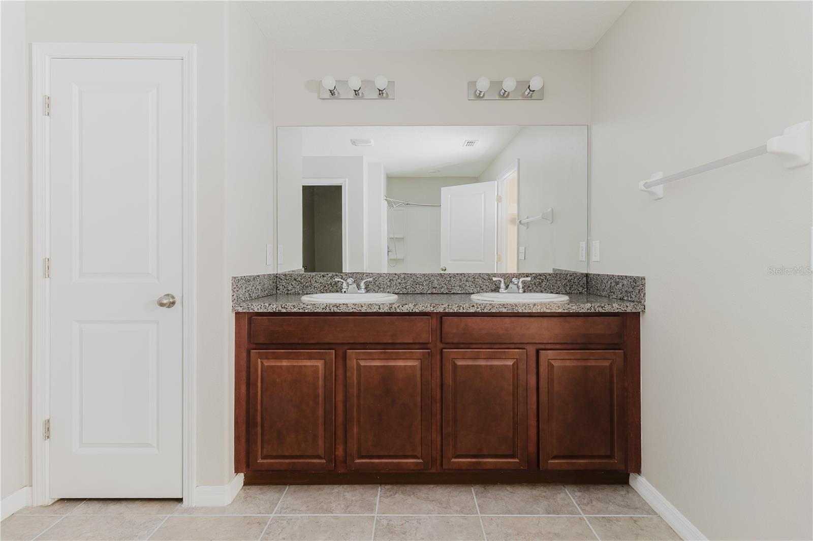 Image 59 of 78 For 304 Cascade Bend Drive