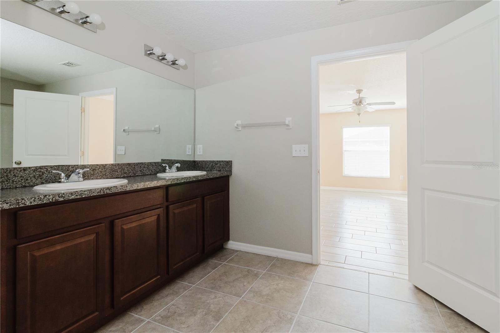 Image 60 of 78 For 304 Cascade Bend Drive