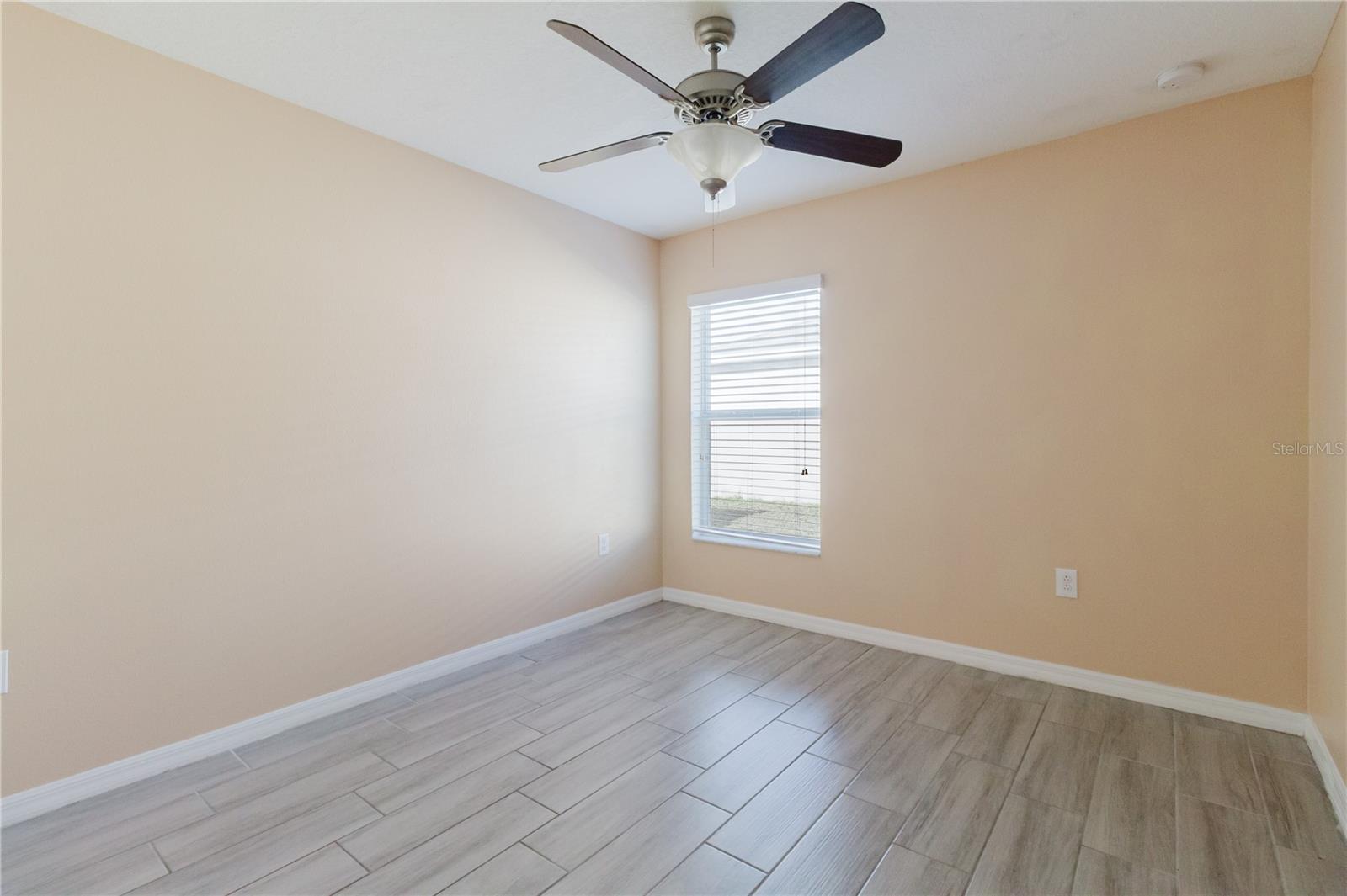 Image 62 of 78 For 304 Cascade Bend Drive