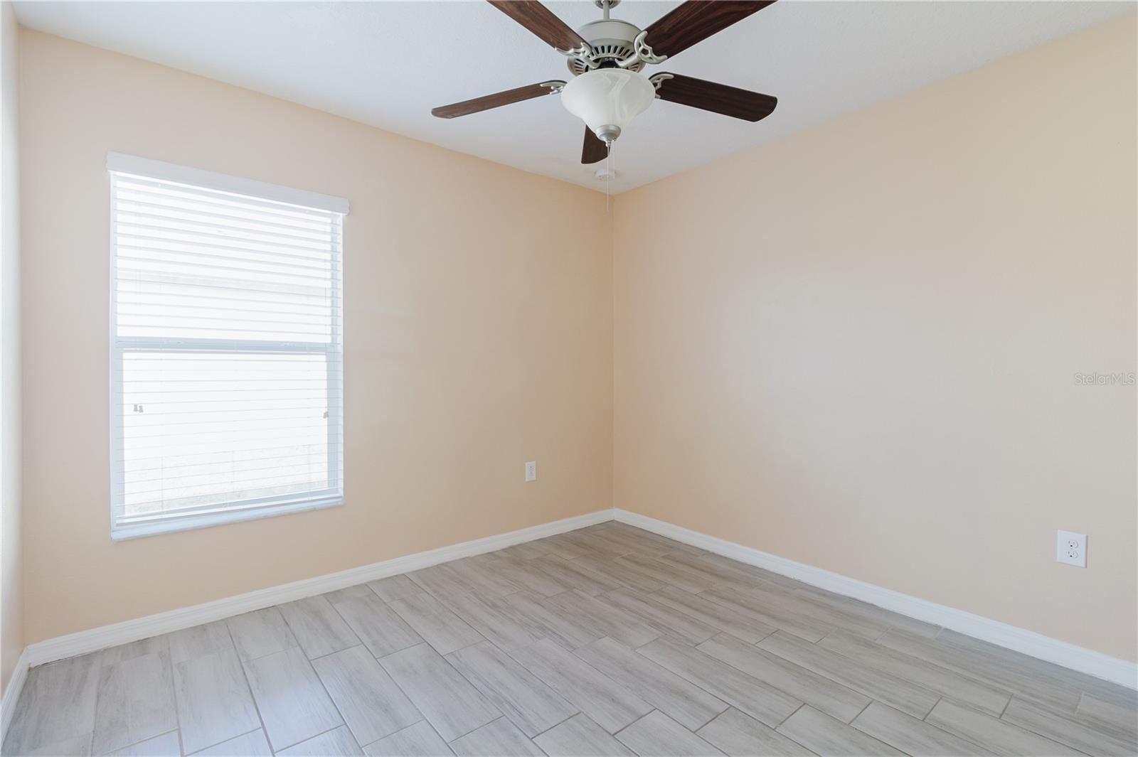 Image 63 of 78 For 304 Cascade Bend Drive