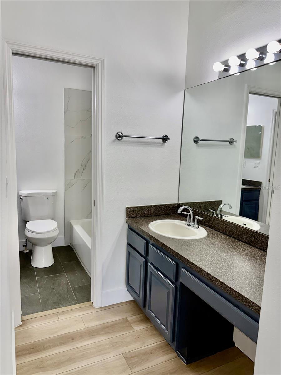 Image 10 of 82 For 18919 Duquesne Drive