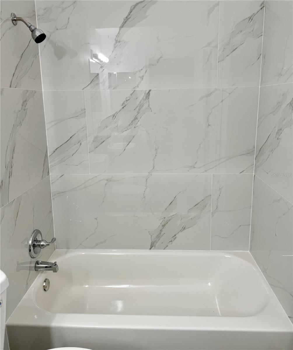 Image 13 of 82 For 18919 Duquesne Drive