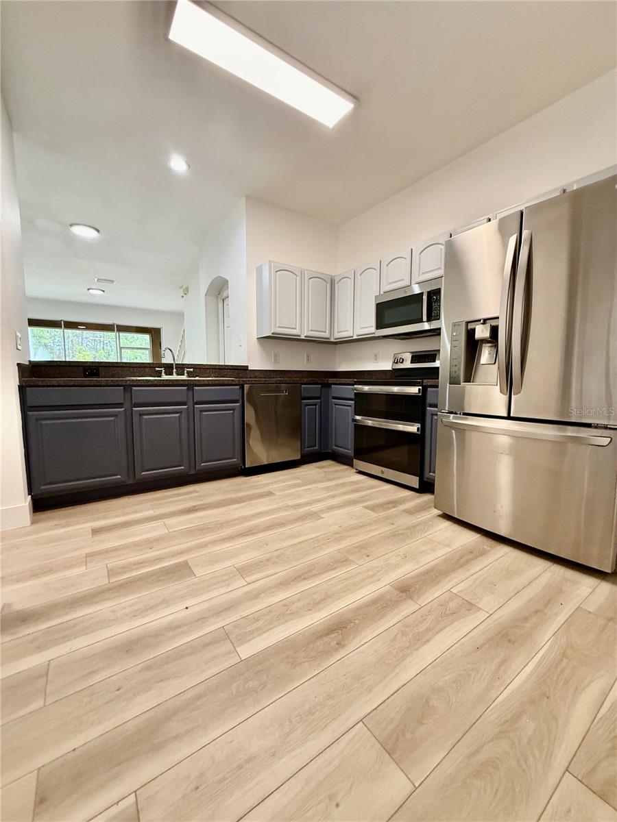 Image 25 of 82 For 18919 Duquesne Drive