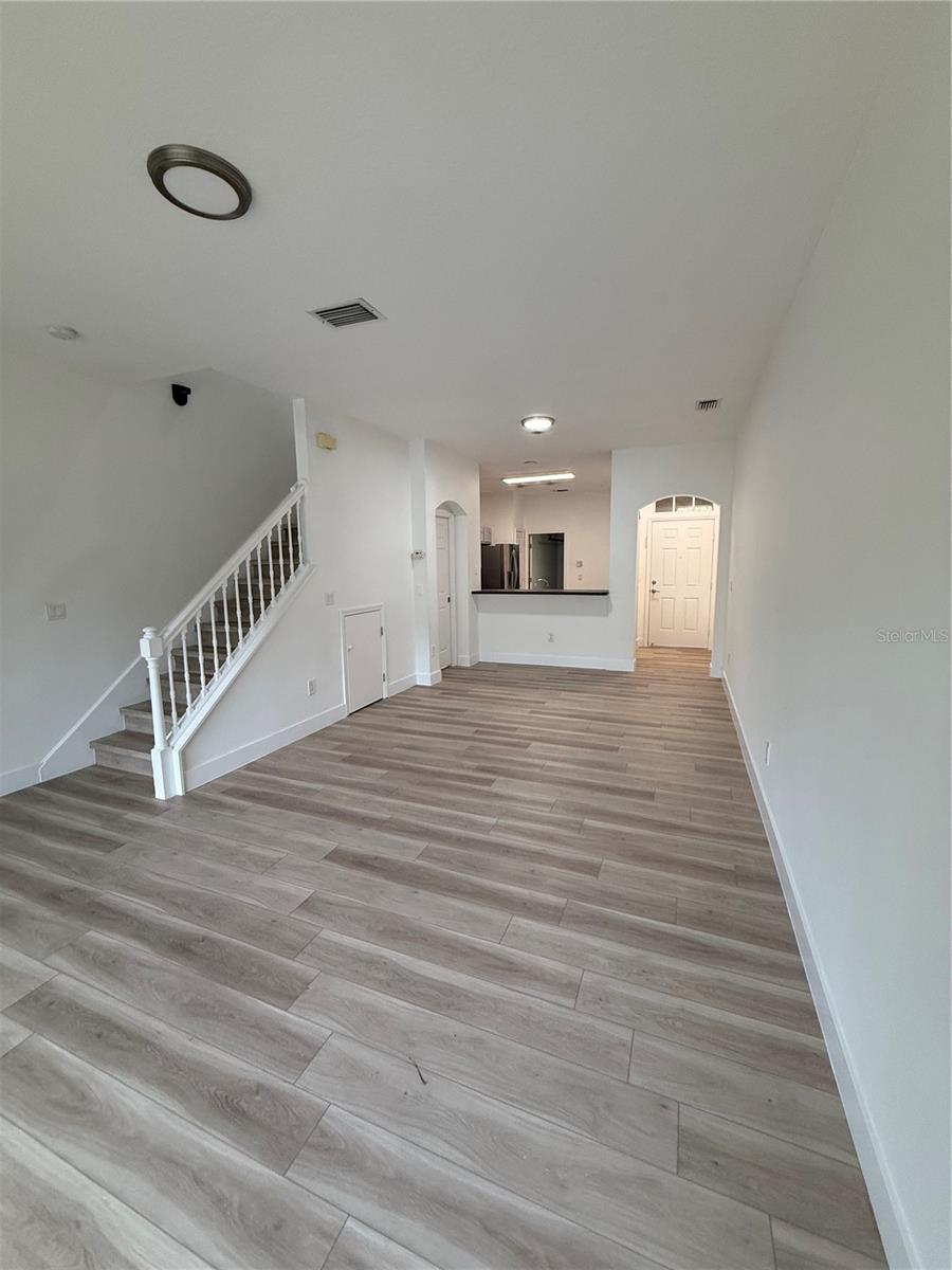 Image 47 of 82 For 18919 Duquesne Drive