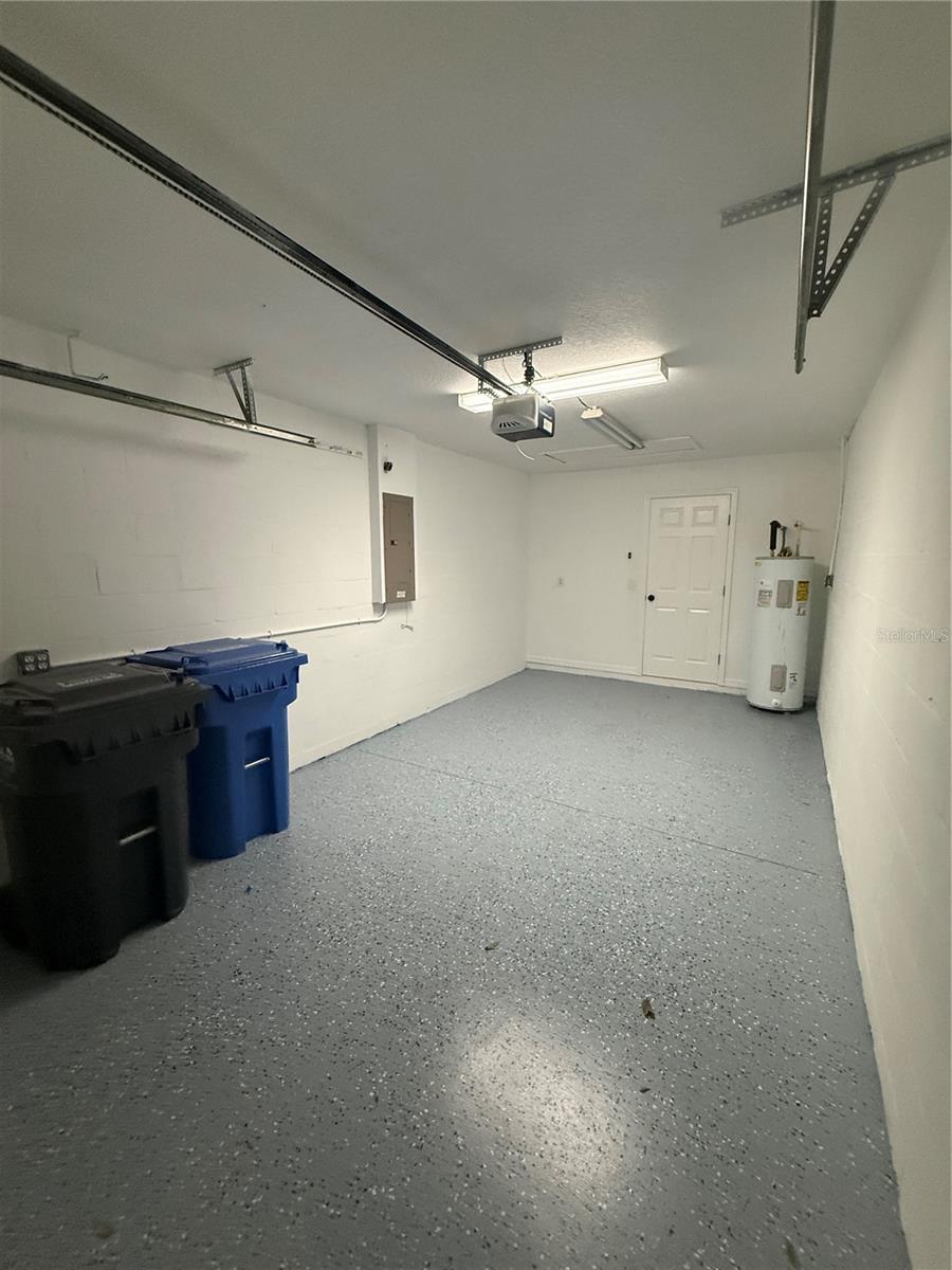 Image 54 of 82 For 18919 Duquesne Drive