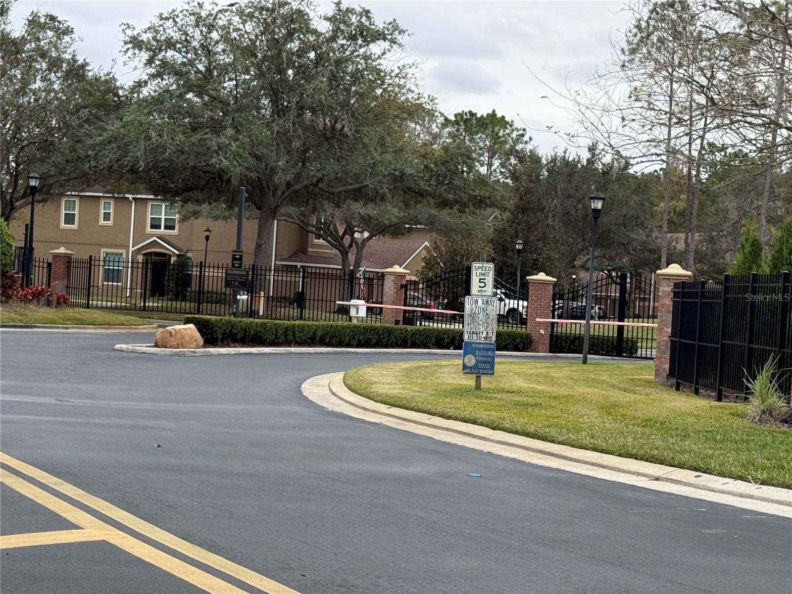 Image 76 of 82 For 18919 Duquesne Drive