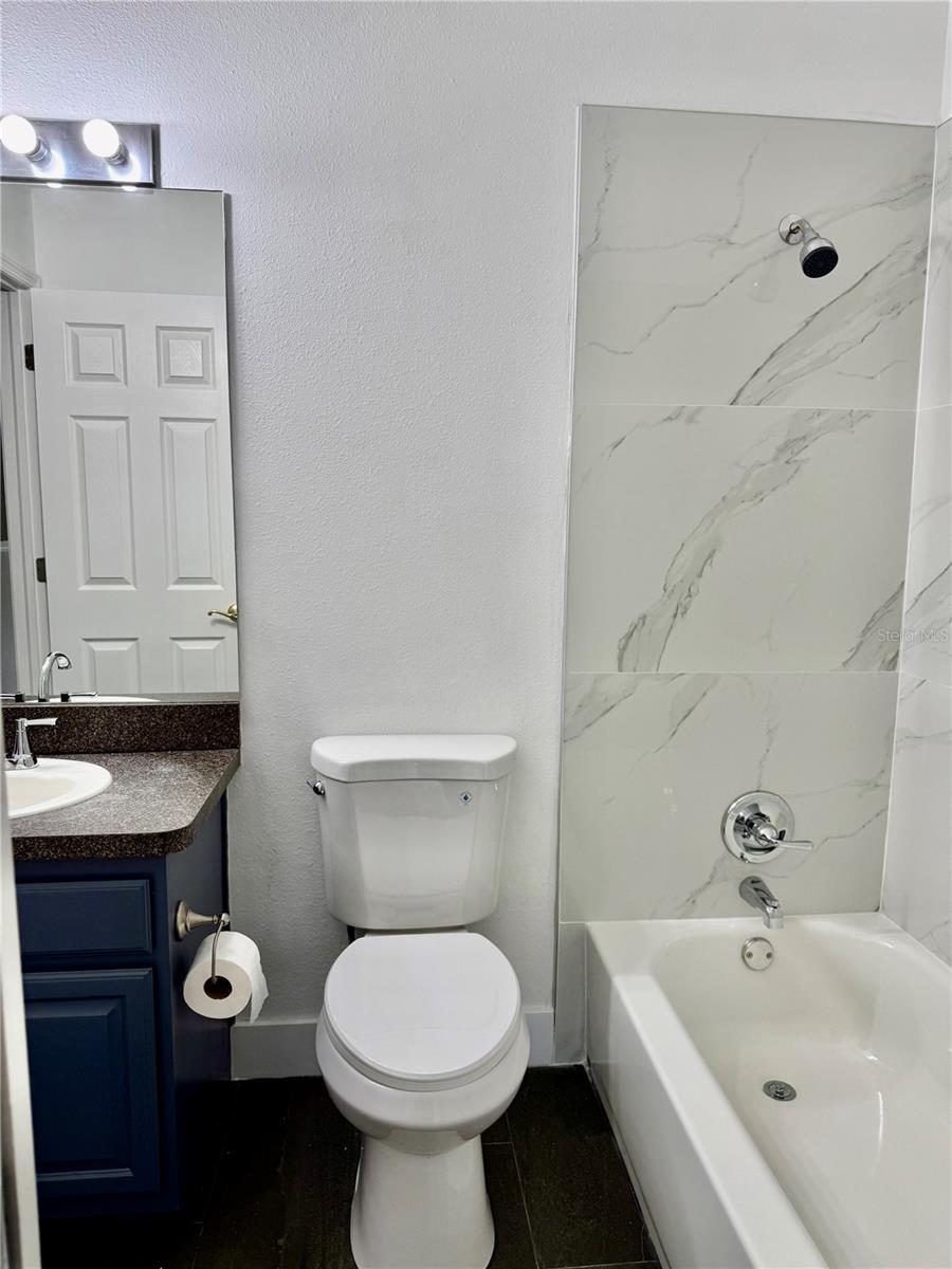 Image 8 of 82 For 18919 Duquesne Drive