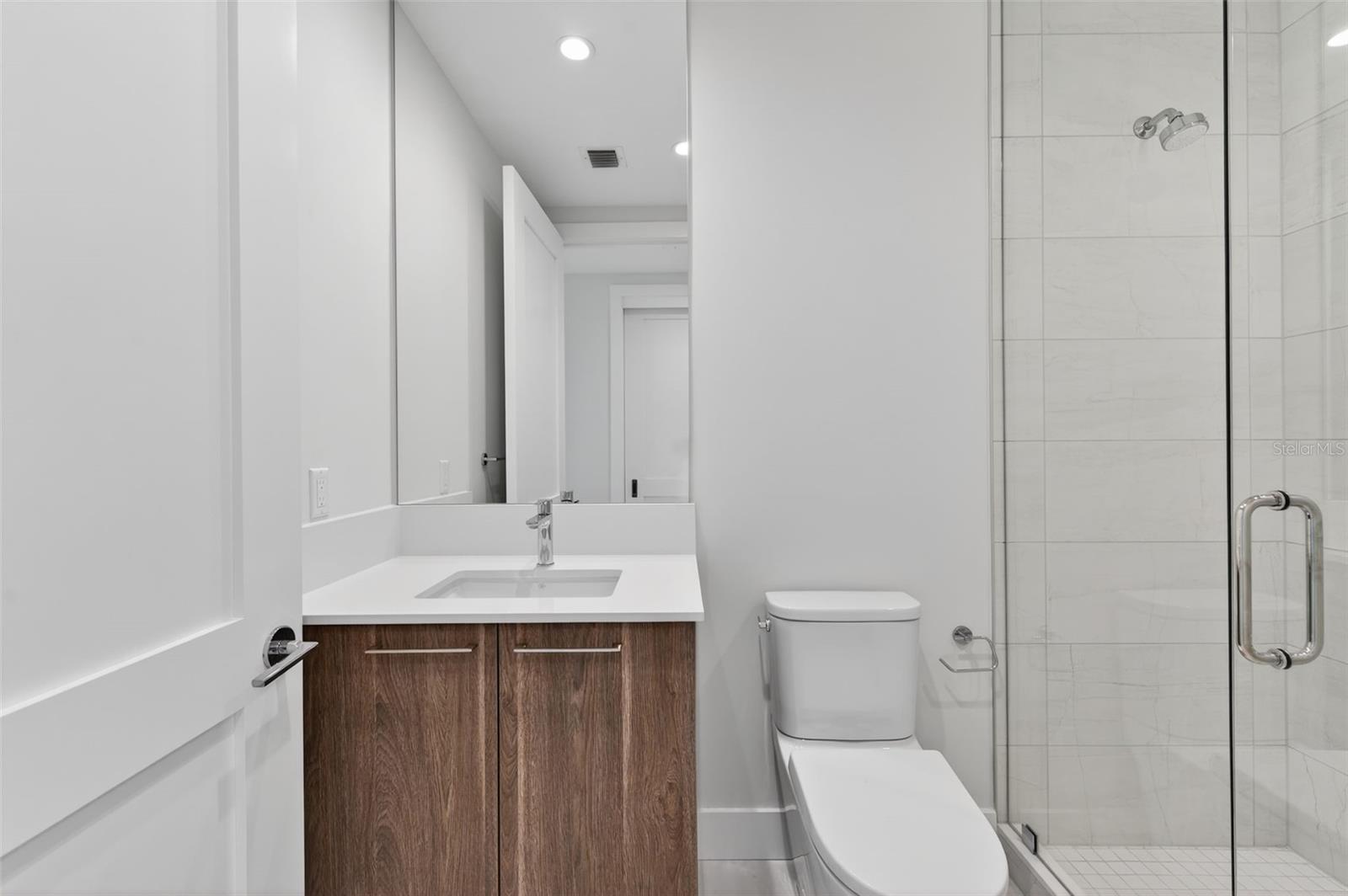 Image 34 of 72 For 275 1st Avenue 1903