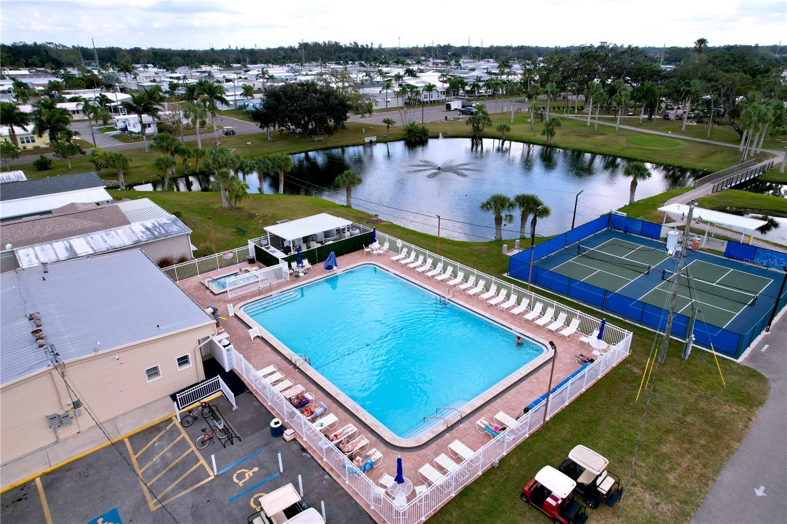 Image 23 of 30 For 604 49th E Avenue E