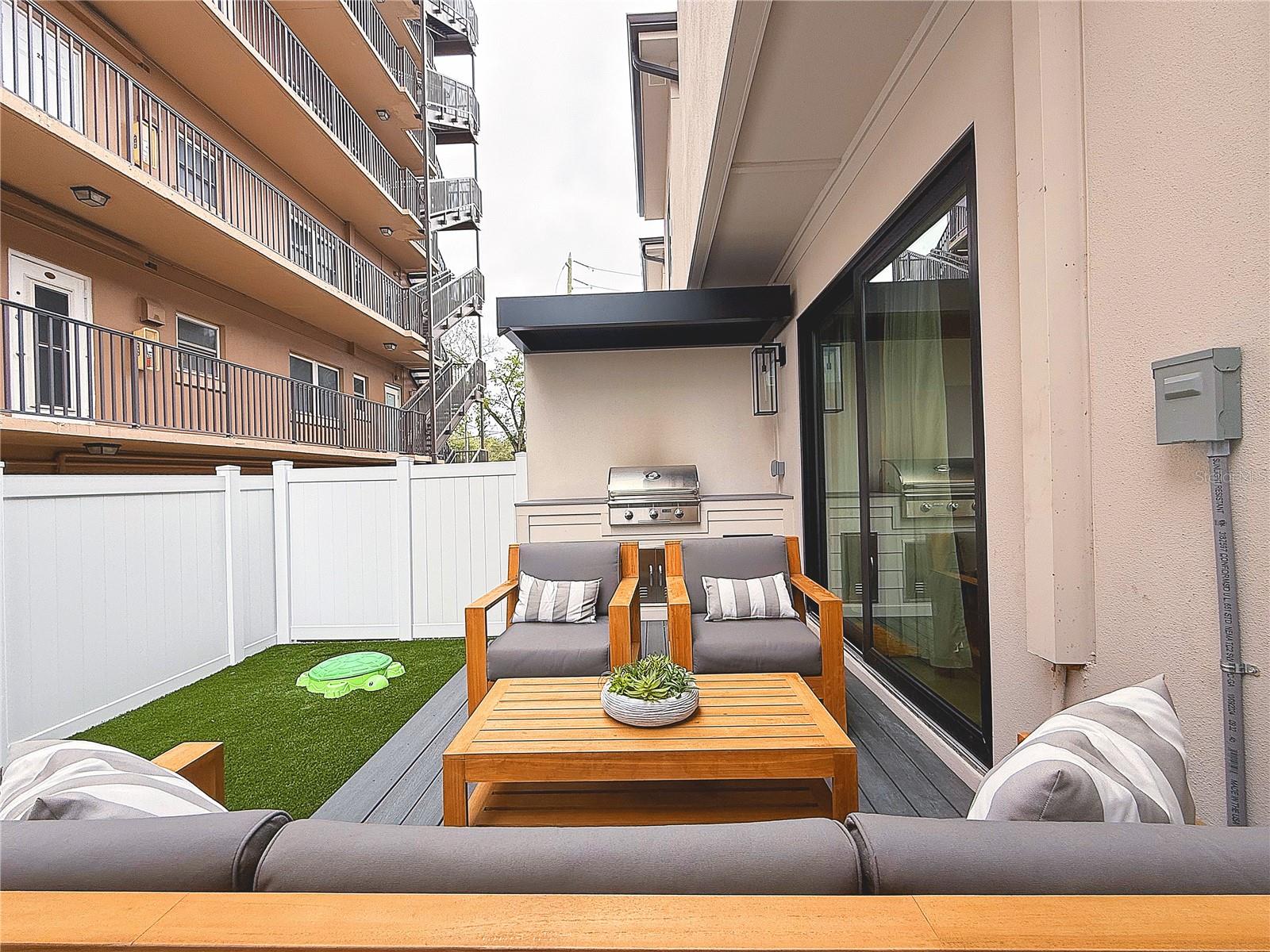 Image 19 of 24 For 233 8th Street N