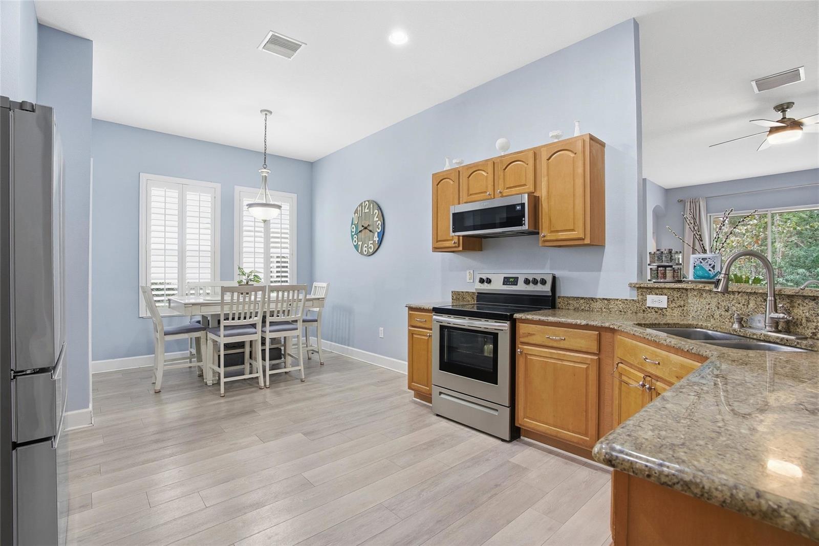 Image 11 of 47 For 8145 Lagerfeld Drive