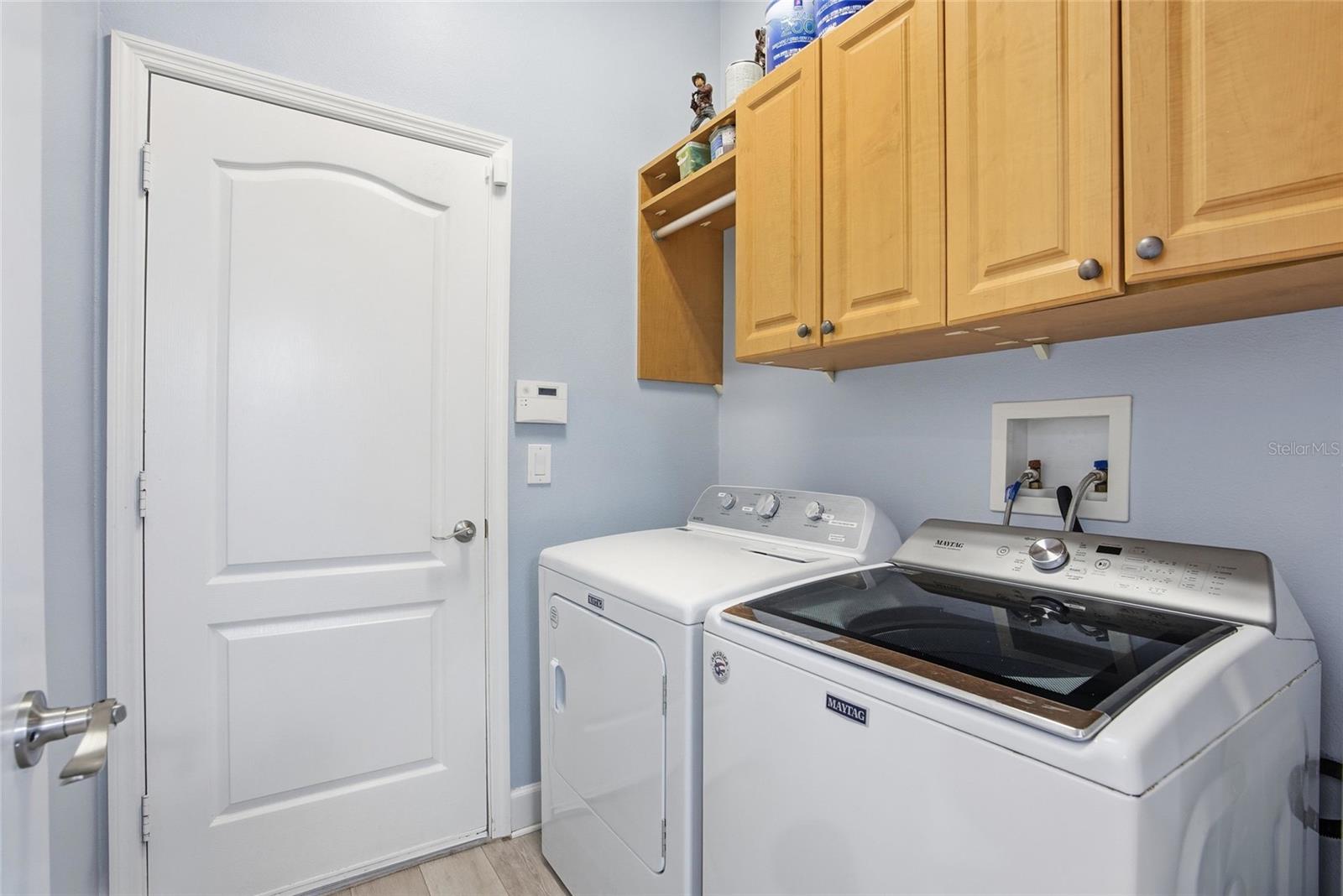 Image 13 of 47 For 8145 Lagerfeld Drive