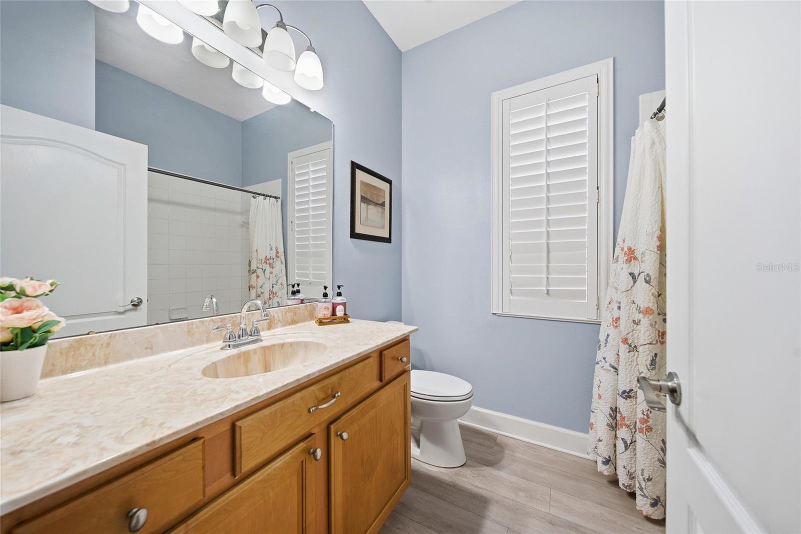 Image 31 of 47 For 8145 Lagerfeld Drive