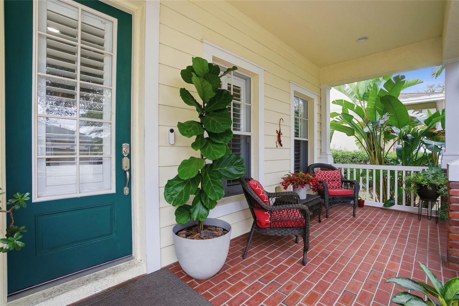 Image 4 of 47 For 8145 Lagerfeld Drive