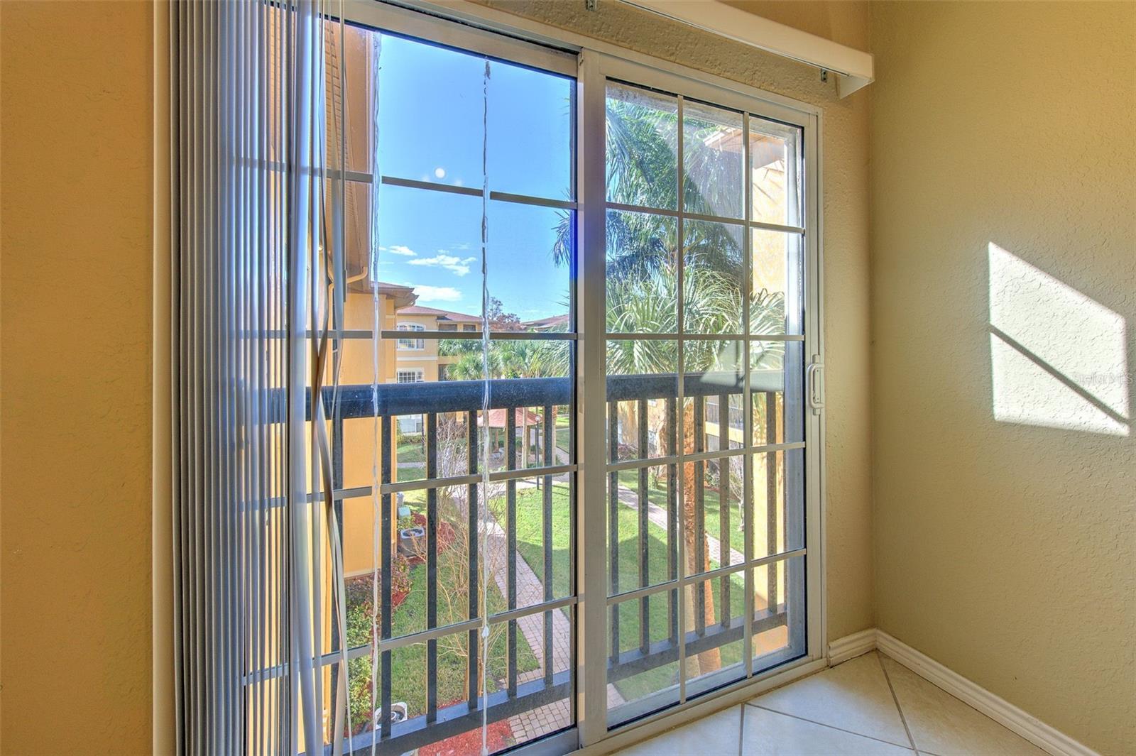 Image 11 of 39 For 4323 Bayside Village Drive 319