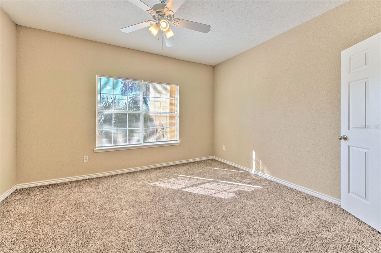 Image 20 of 39 For 4323 Bayside Village Drive 319