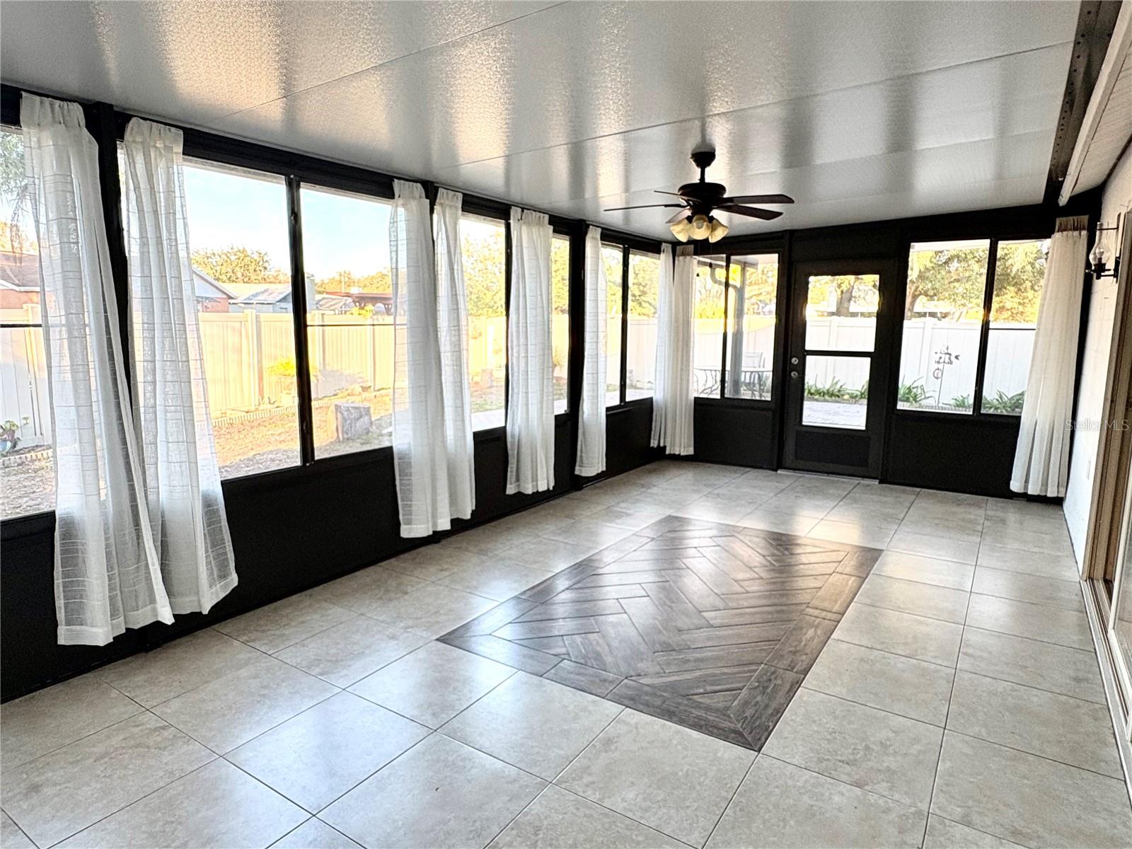 Image 4 of 35 For 4905 Boynton Court