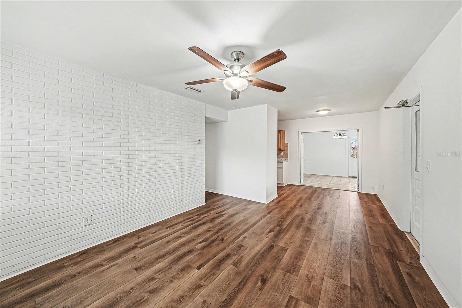 Image 5 of 28 For 4727 Eldorado Drive