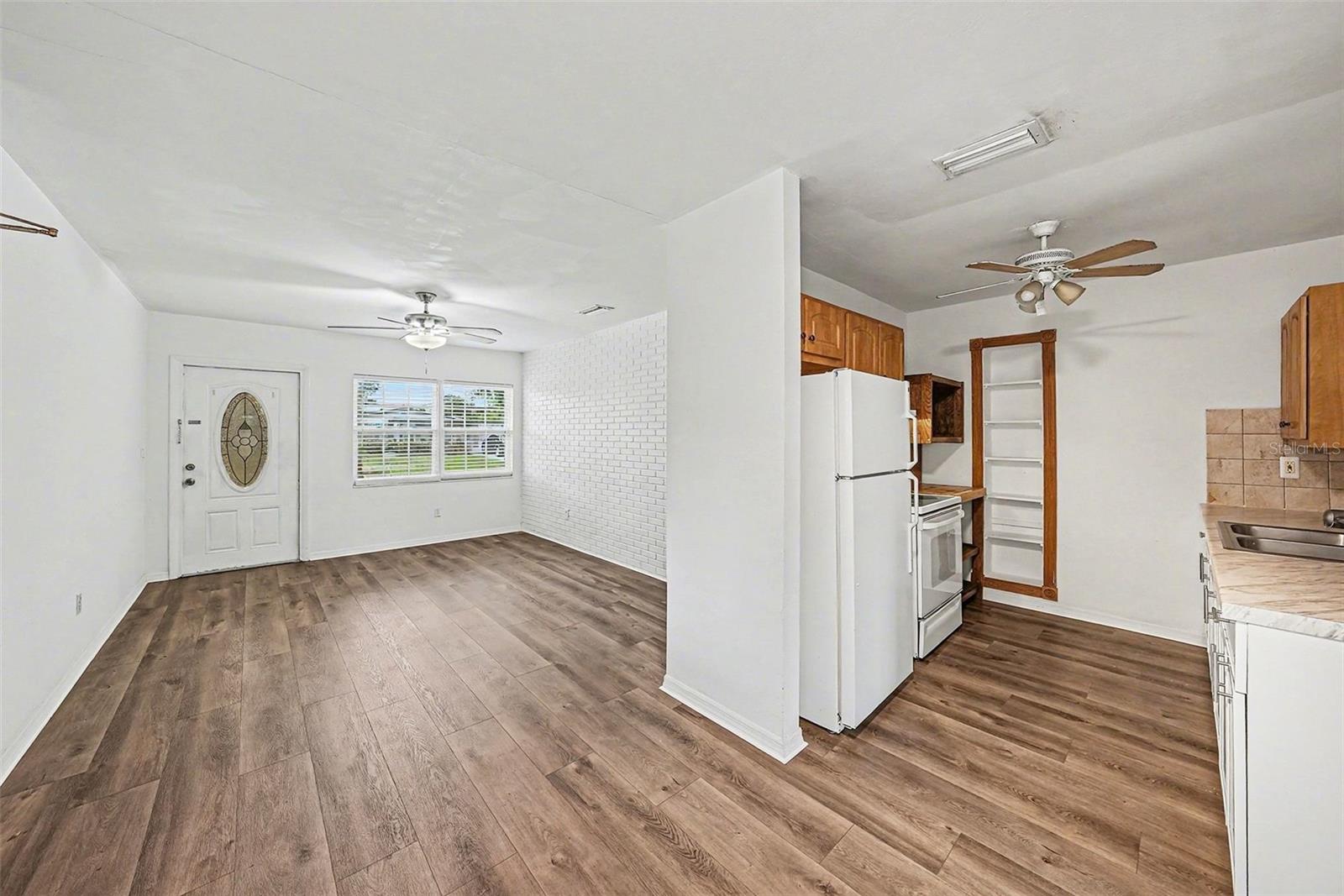 Image 6 of 28 For 4727 Eldorado Drive